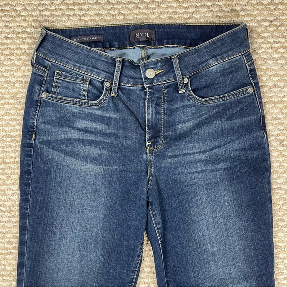 NYDJ Marilyn Straight Capris - Picture 3 of 11